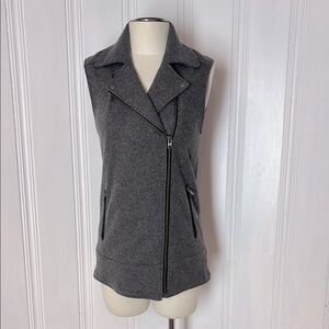 NWOT CLUB MONACO Gray Asymmetrical Zip Vest with Notched Lapel - size Small